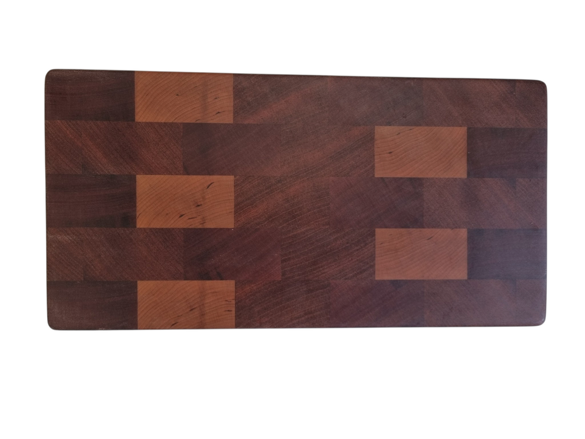 Sapele with cherry blocks, end grain