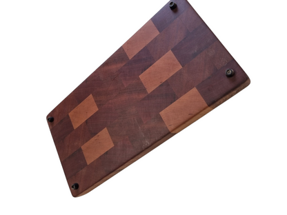 Sapele with cherry blocks, end grain