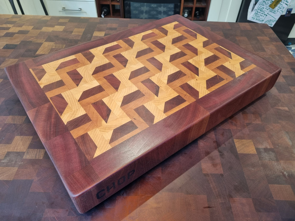 3D Zig Zag End Grain Chopping Block with Sapele Trim – Extra Large