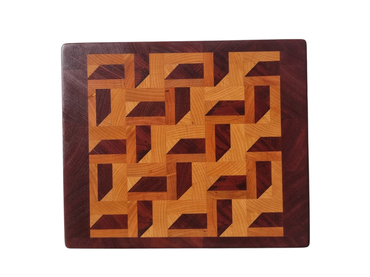 3D Zig Zag End Grain Chopping Block – Medium